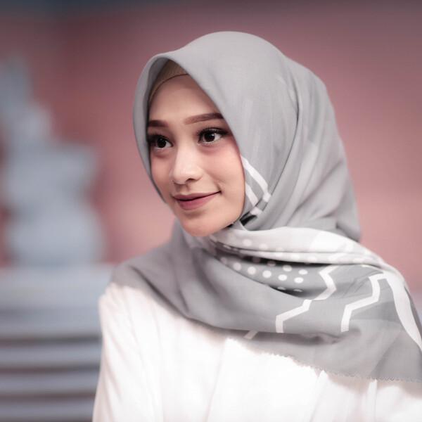 LAKU Toko online hijab pake Cetak Nama